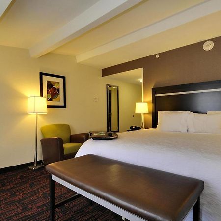 Hampton Inn Jericho - Westbury 外观 照片