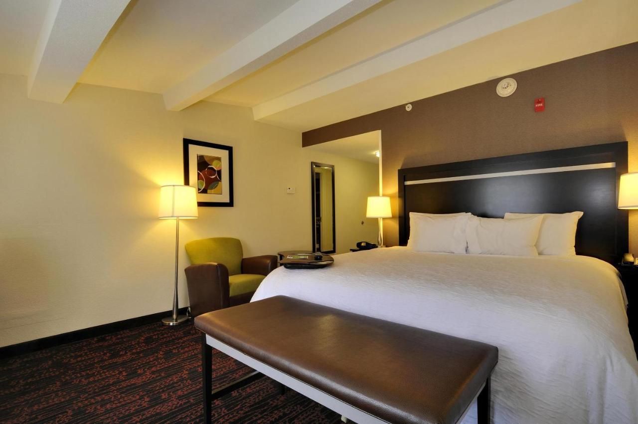 Hampton Inn Jericho - Westbury 外观 照片