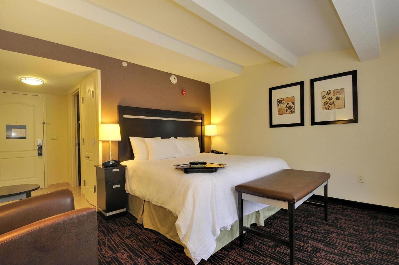Hampton Inn Jericho - Westbury 外观 照片